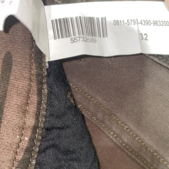 Urban ID Camouflage Pants - Picture 5 of 8